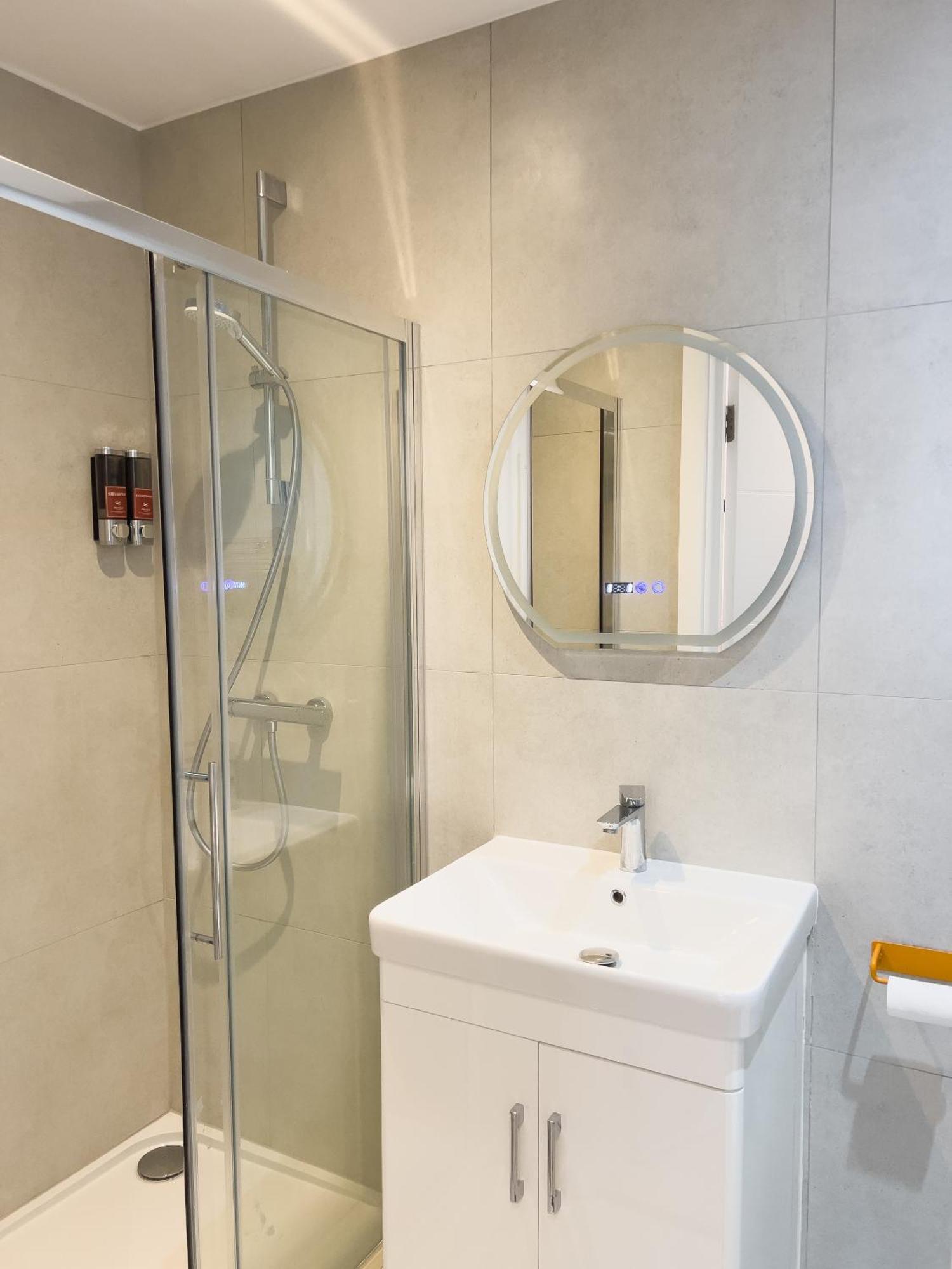 Zozy Clitterhouse Hotel London Eksteriør billede